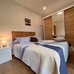 Habitacion En Vivienda Centrica , Bilbao Spanje